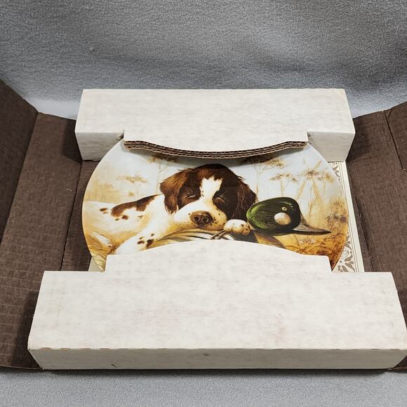 1987 "Dog Tired-The Springer Spaniel" 8.5" Collector Decorator Plate Lynn Kaatz - Picture 9 of 10